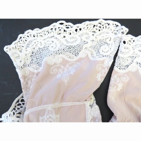 Democracy Women's Embroidered 3/4 sleeve top Blush Pink XS EUC - Picture 6 of 13